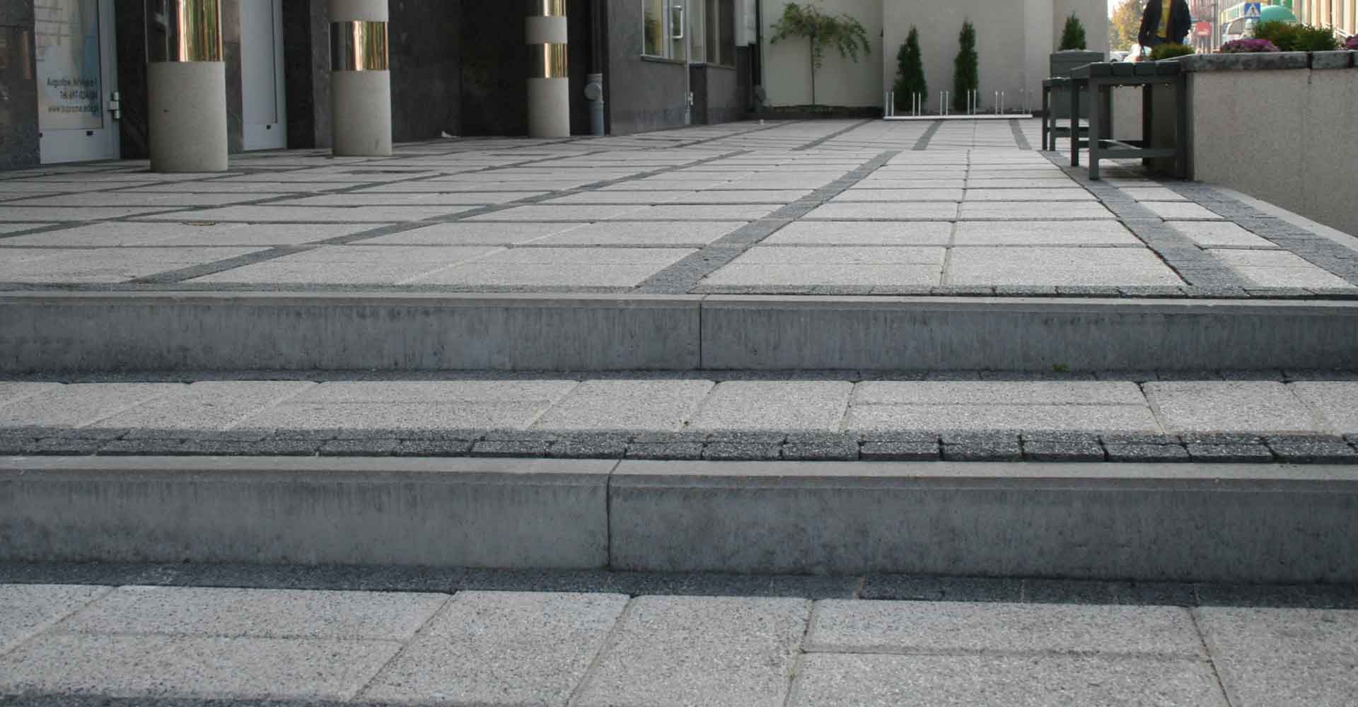 obrzeza-betonowe-zastosowanie-schody